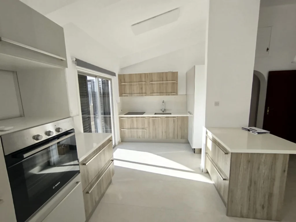 2 Bedroom Apartment for Rent in Kissonerga, Paphos District