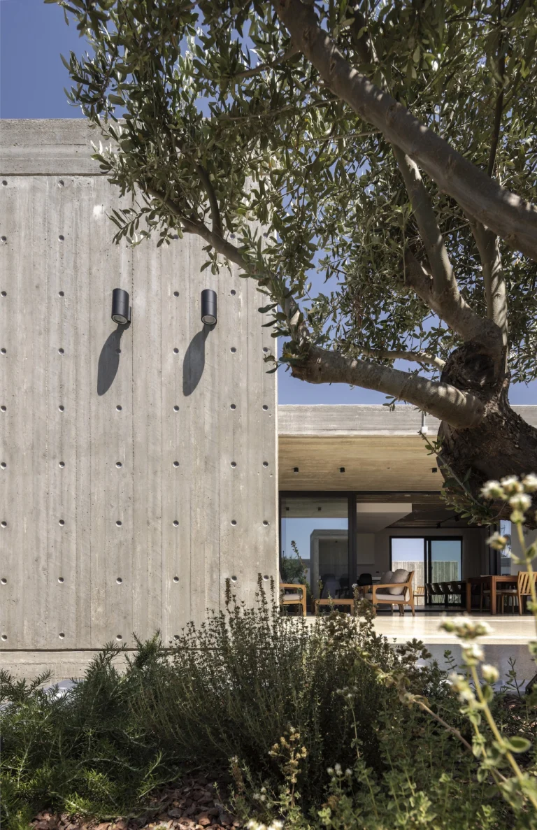 4 Bedroom House for Sale in Agia Marinouda, Paphos District