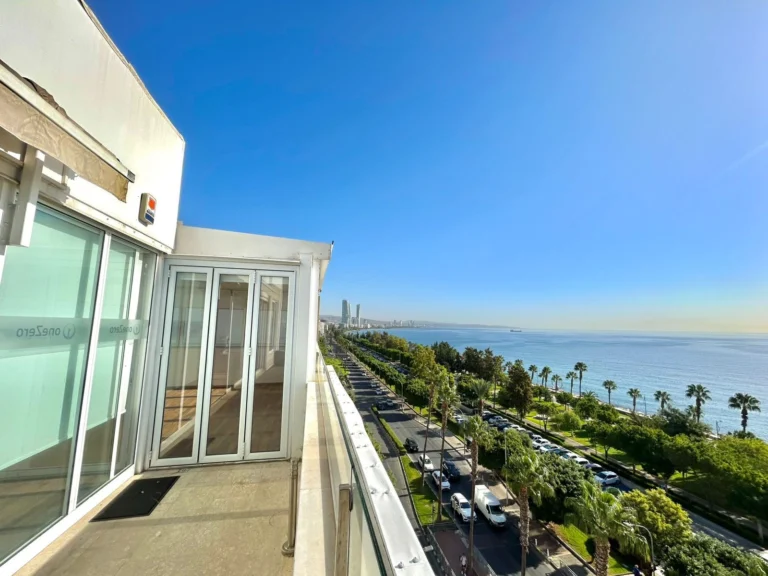 200m² Office for Rent in Limassol District