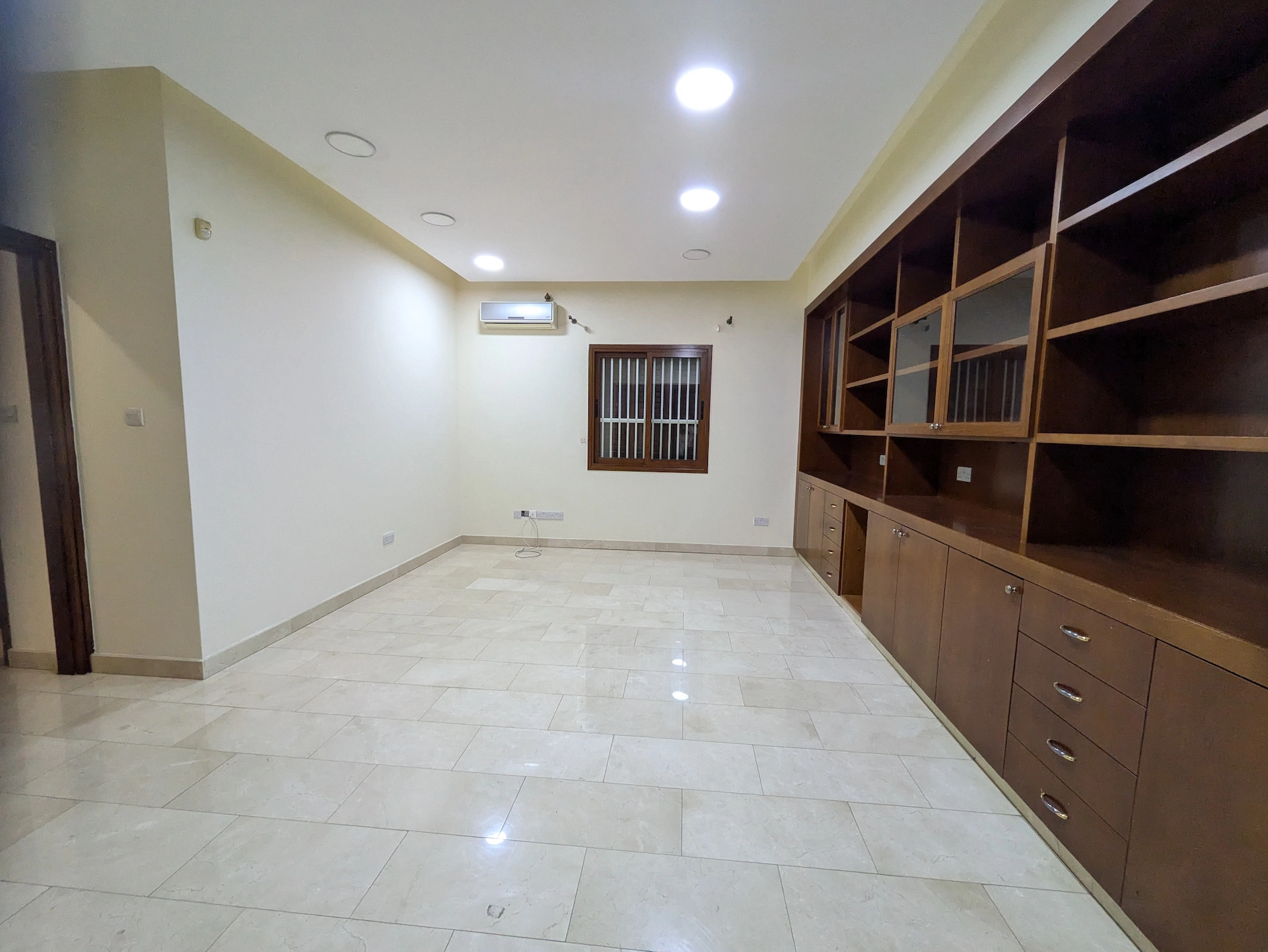 3 Bedroom Apartment for Rent in Paphos District
