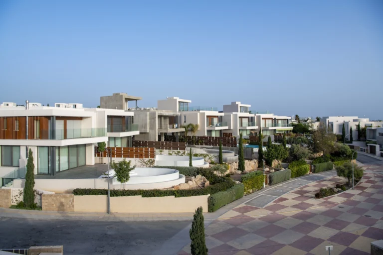 5 Bedroom House for Sale in Chlorakas, Paphos District