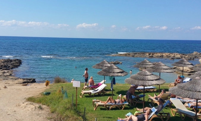 5 Bedroom House for Sale in Kissonerga, Paphos District