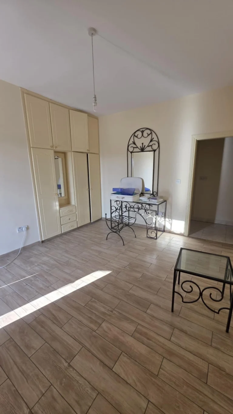 4 Bedroom House for Rent in Chlorakas, Paphos District