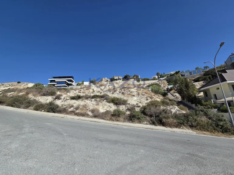 1,639m² Plot for Sale in Agios Tychonas, Limassol District