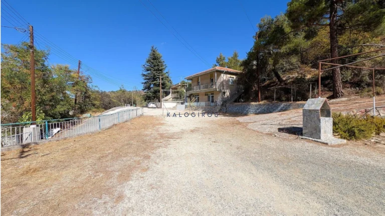 709m² Commercial for Sale in Kakopetria, Nicosia District