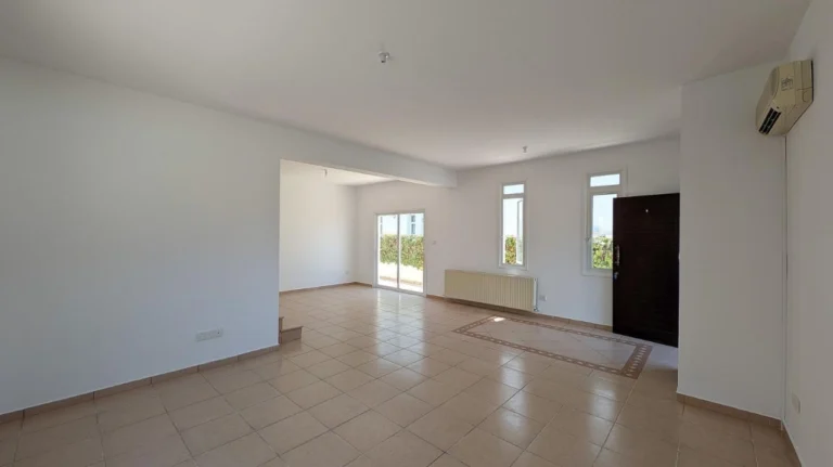 5 Bedroom House for Sale in Engomi, Nicosia District