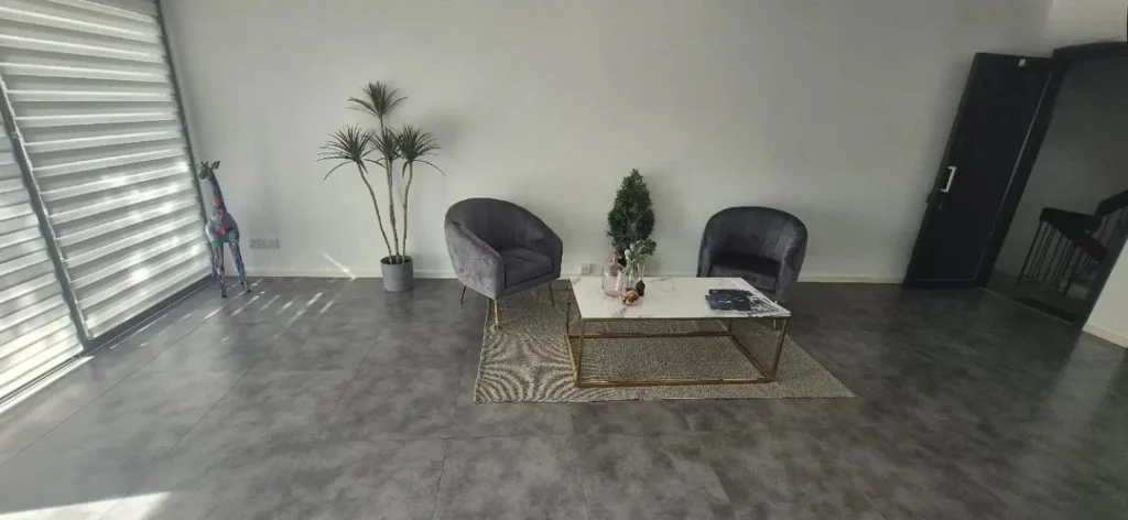 80m² Office for Sale in Limassol – Agia Zoni