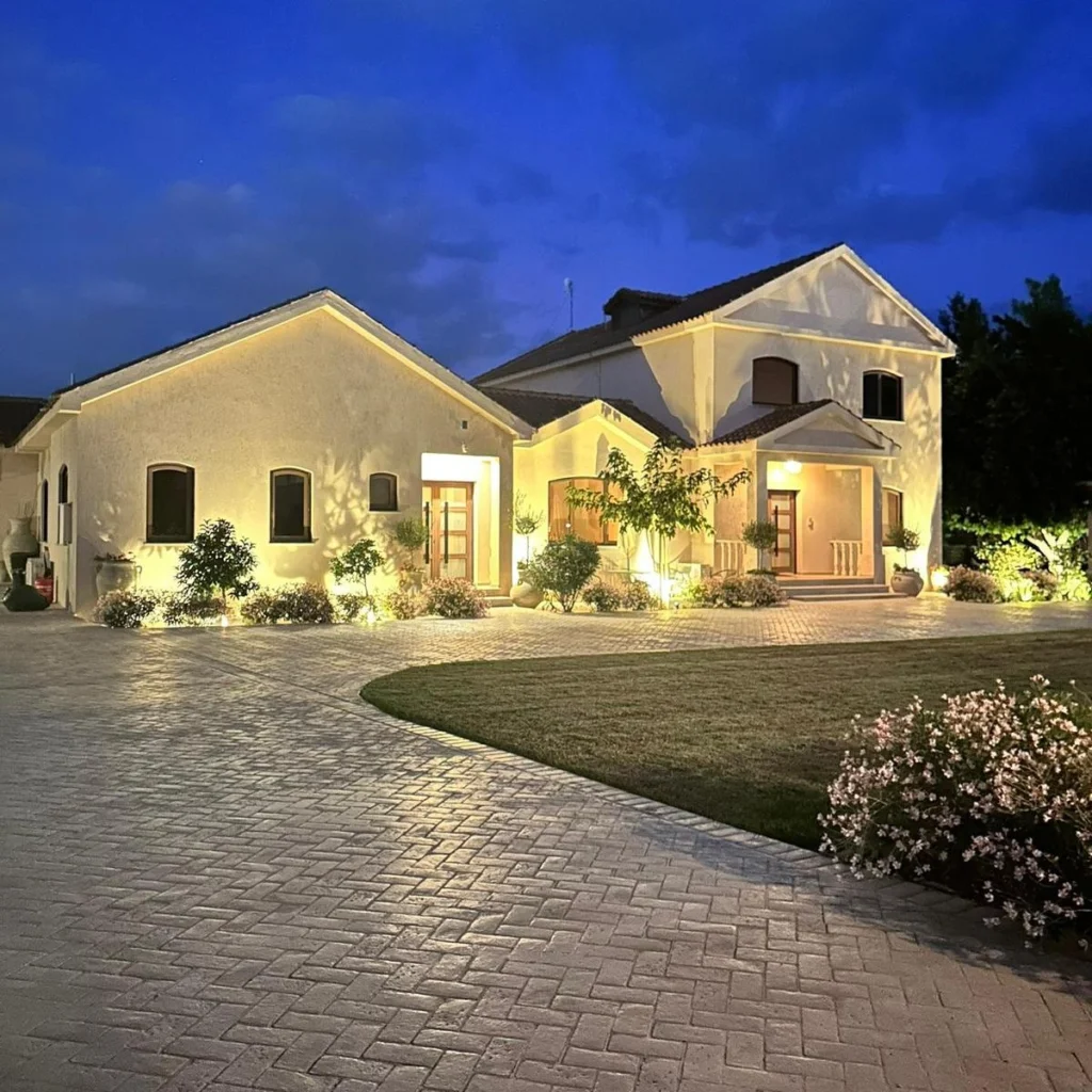 550m² Office for Sale in Kiti, Larnaca District