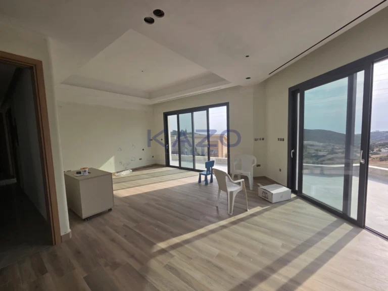 450m² House for Sale in Parekklisia, Limassol District