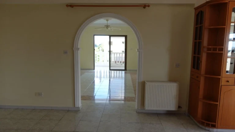 5 Bedroom House for Rent in Empa, Paphos District