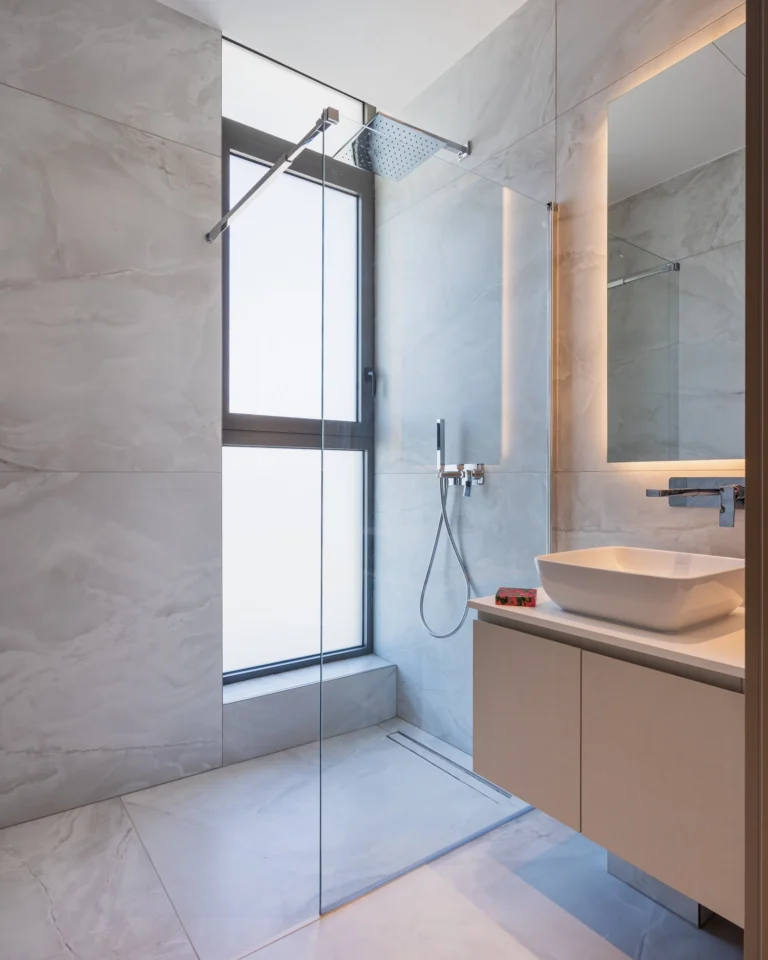 5 Bedroom Apartment for Sale in Agios Tychonas, Limassol District