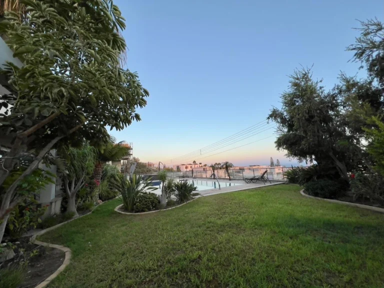 525m² House for Sale in Agia Paraskevi, Limassol District