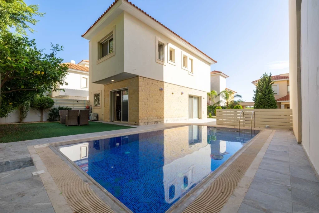 3 Bedroom House for Sale in Mouttagiaka, Limassol District