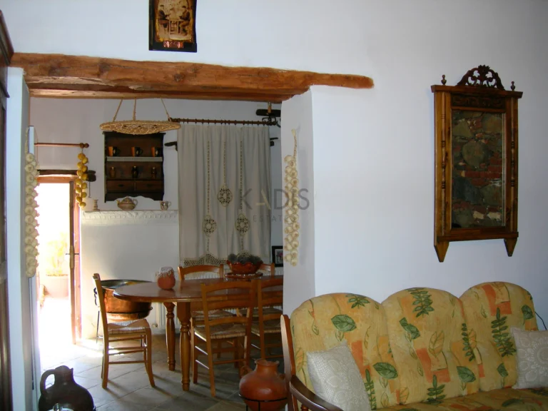 Cheap Houses and Villas for Sale Nicosia up to 700000 euro