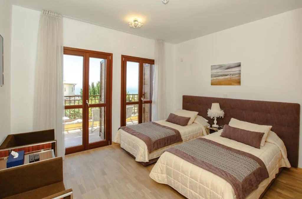 3 Bedroom House for Sale in Aphrodite Hills Kouklia, Paphos District