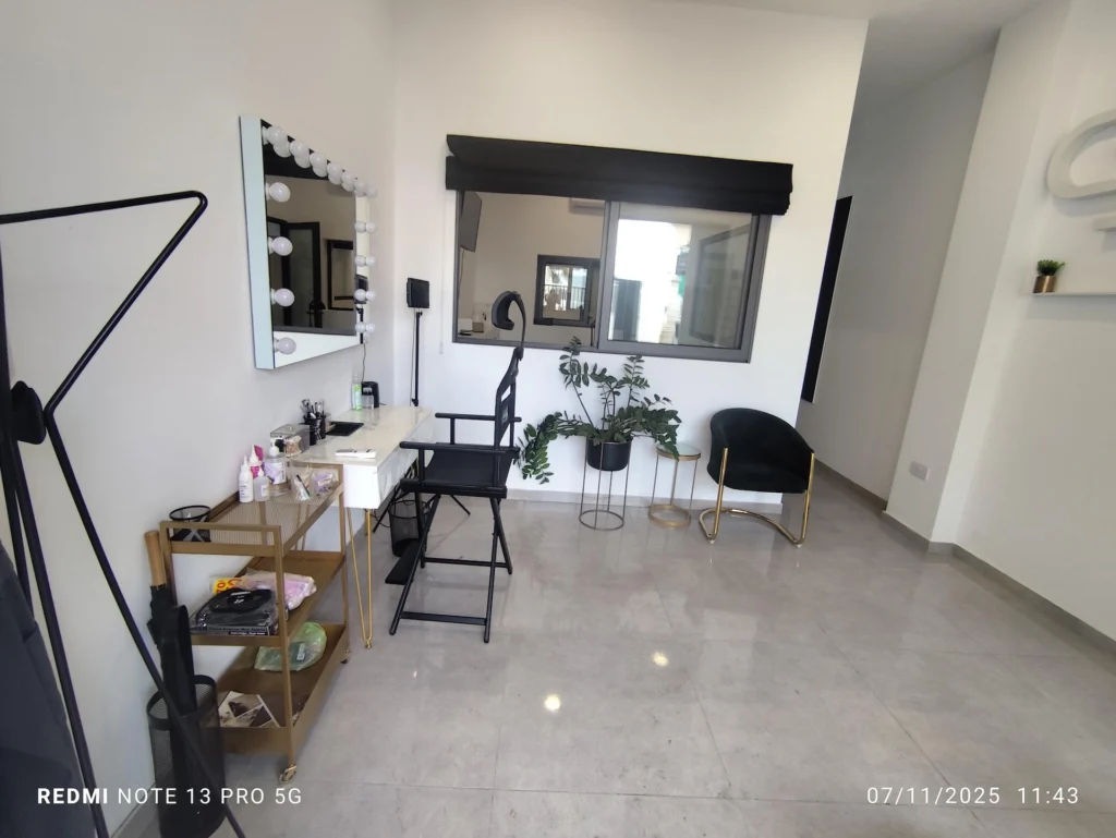 65m² Commercial for Rent in Limassol – Katholiki