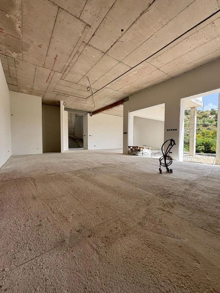 5 Bedroom House for Sale in Paramytha, Limassol District