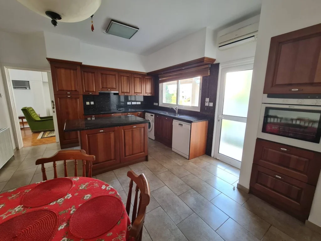 4 Bedroom House for Rent in Strovolos – Acropolis, Nicosia District