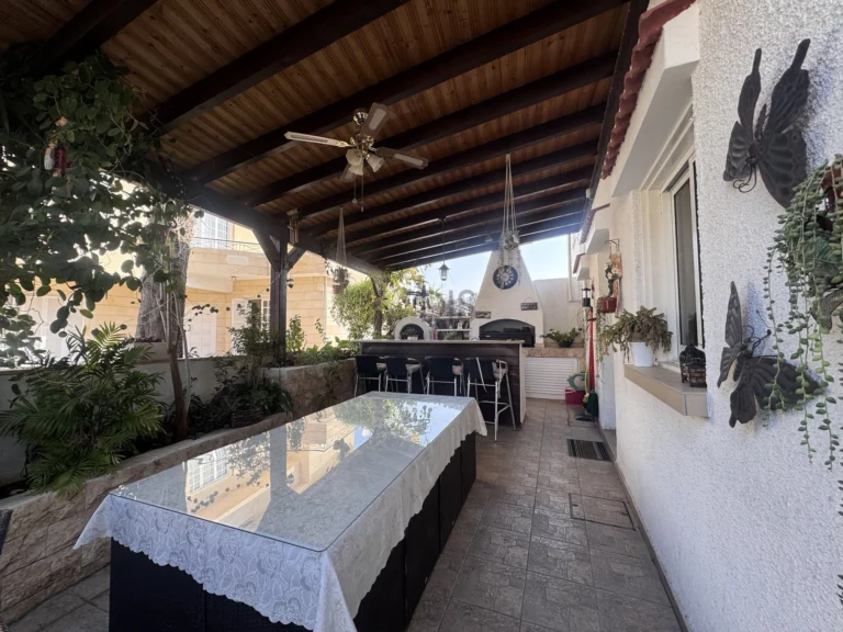 3 Bedroom House for Sale in Engomi, Nicosia District
