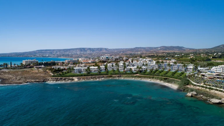 894m² House for Sale in Kissonerga, Paphos District