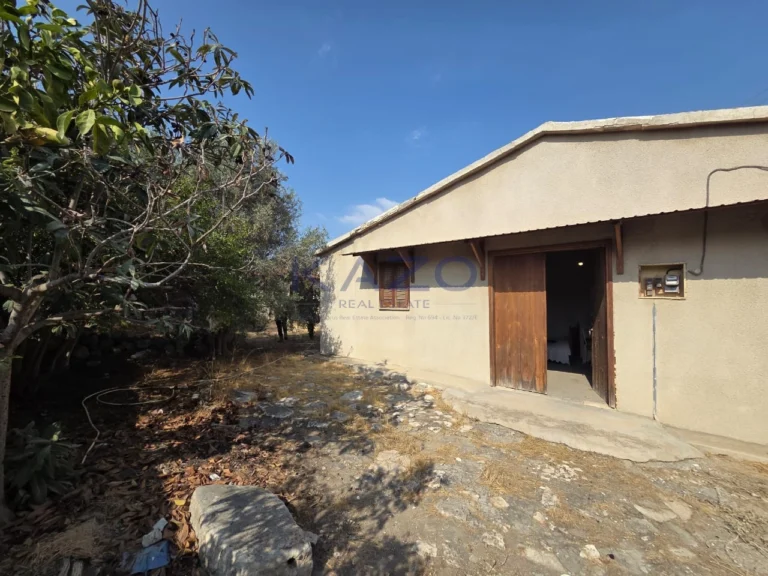 Cheap Houses and Villas for Sale Limassol up to 300000 euro