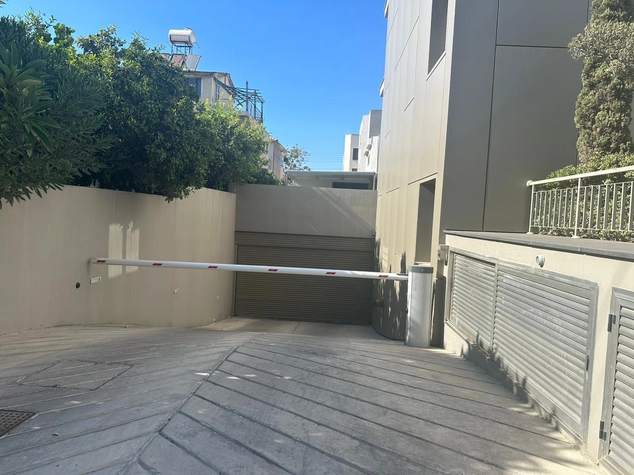 711m² Building for Sale in Limassol – Agia Zoni