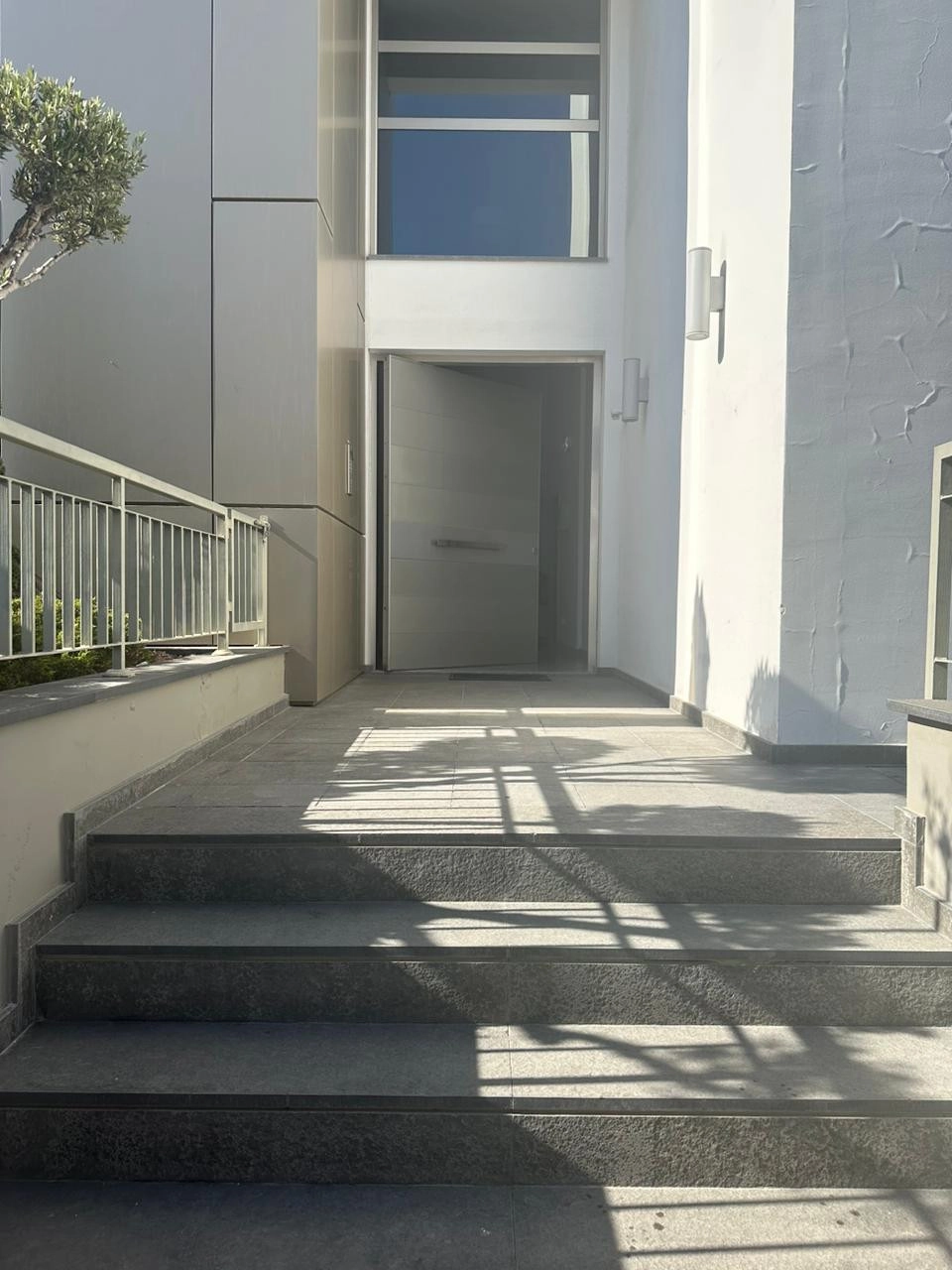 711m² Building for Sale in Limassol – Agia Zoni