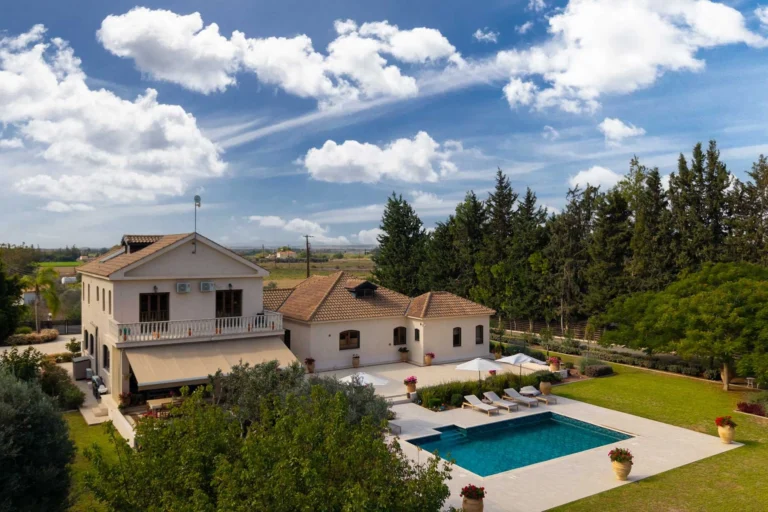 6+ Bedroom House for Sale in Kiti, Larnaca District