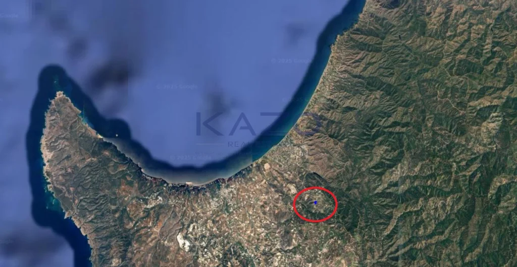 9,365m² Plot for Sale in Kynousa, Paphos District