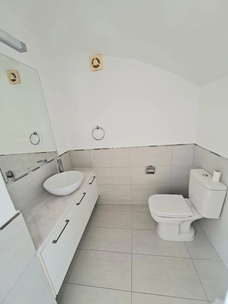 3 Bedroom House for Sale in Chlorakas, Paphos District