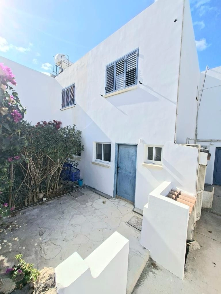 Cheap Houses and Villas for Sale Paphos up to 400000 euro