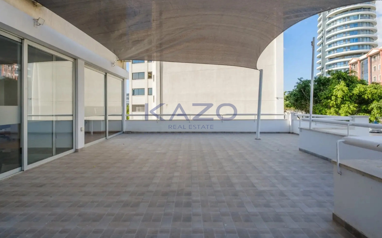 103m² Office for Rent in Limassol District