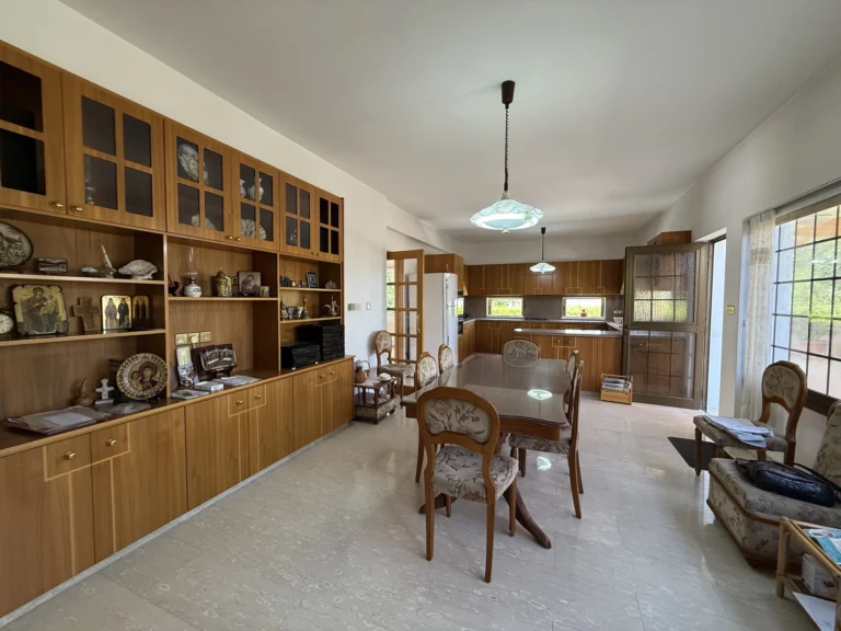 4 Bedroom House for Sale in Limassol – Ekali