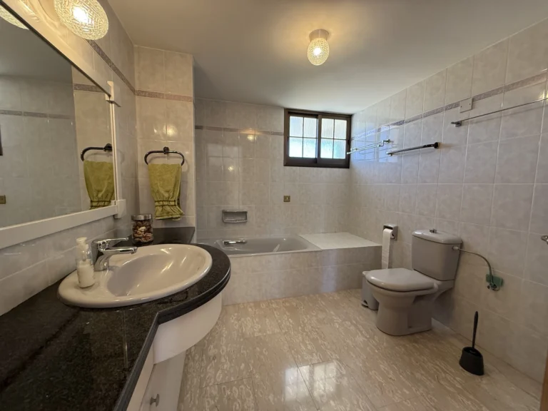 4 Bedroom House for Sale in Limassol – Ekali