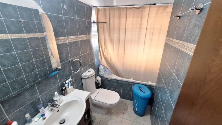 3 Bedroom Apartment for Rent in Mesa Chorio, Paphos District