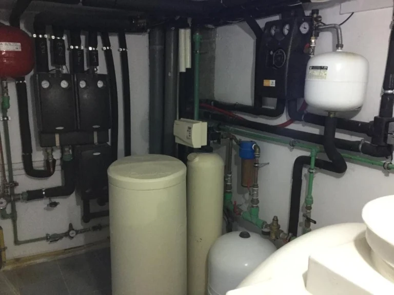 4 Bedroom House for Sale in Pegeia, Paphos District