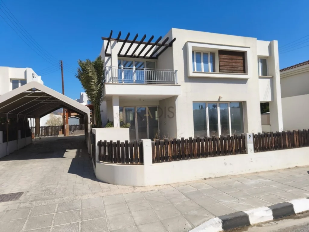 3 Bedroom House for Sale in Parekklisia, Limassol District