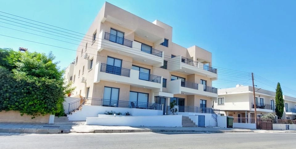 2 Bedroom Apartment for Sale in Geroskipou, Paphos District