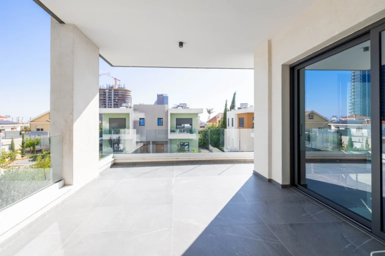 3 Bedroom Apartment for Sale in Potamos Germasogeias, Limassol District