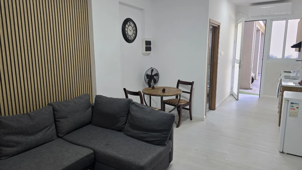 30m² Apartment for Rent in Limassol District
