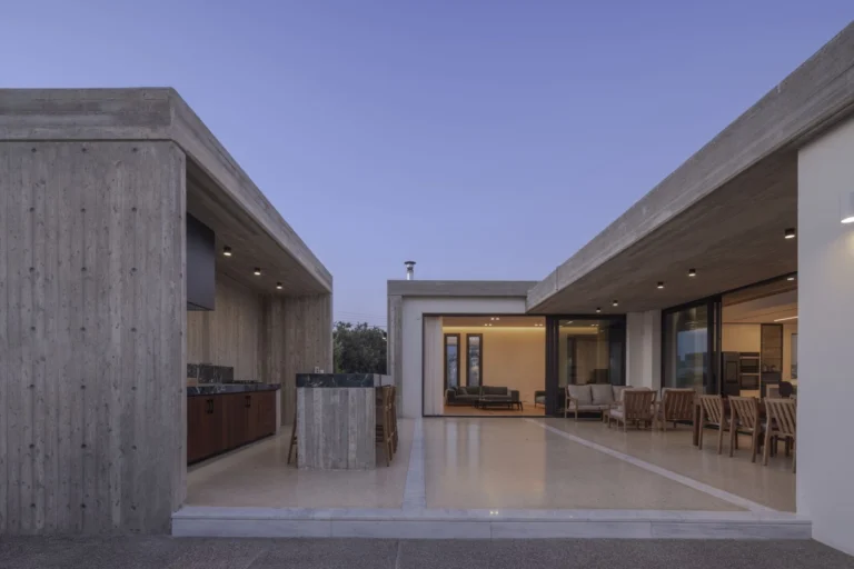 4 Bedroom House for Sale in Geroskipou, Paphos District