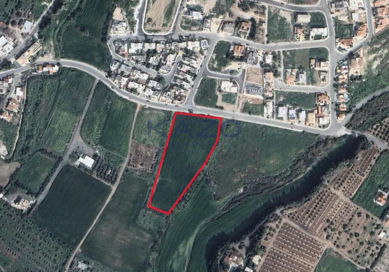 13,378m² Plot for Sale in Timi, Paphos District