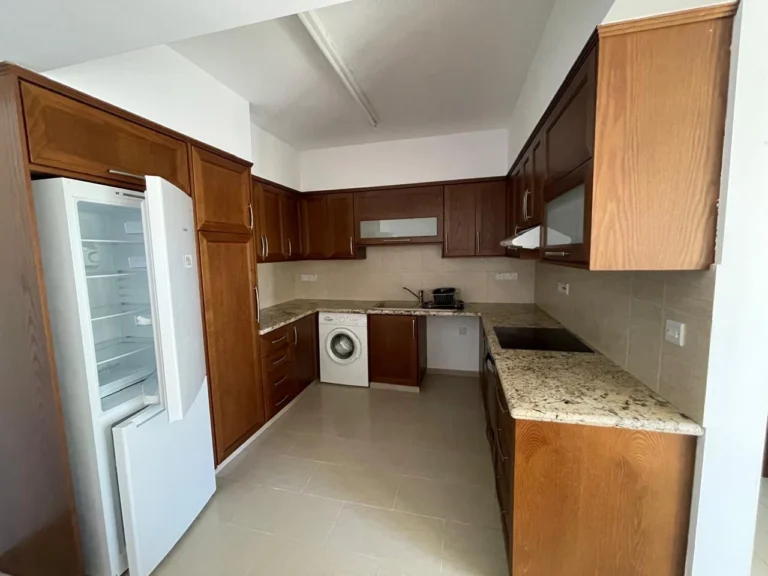 2 Bedroom Apartment for Rent in Kissonerga, Paphos District