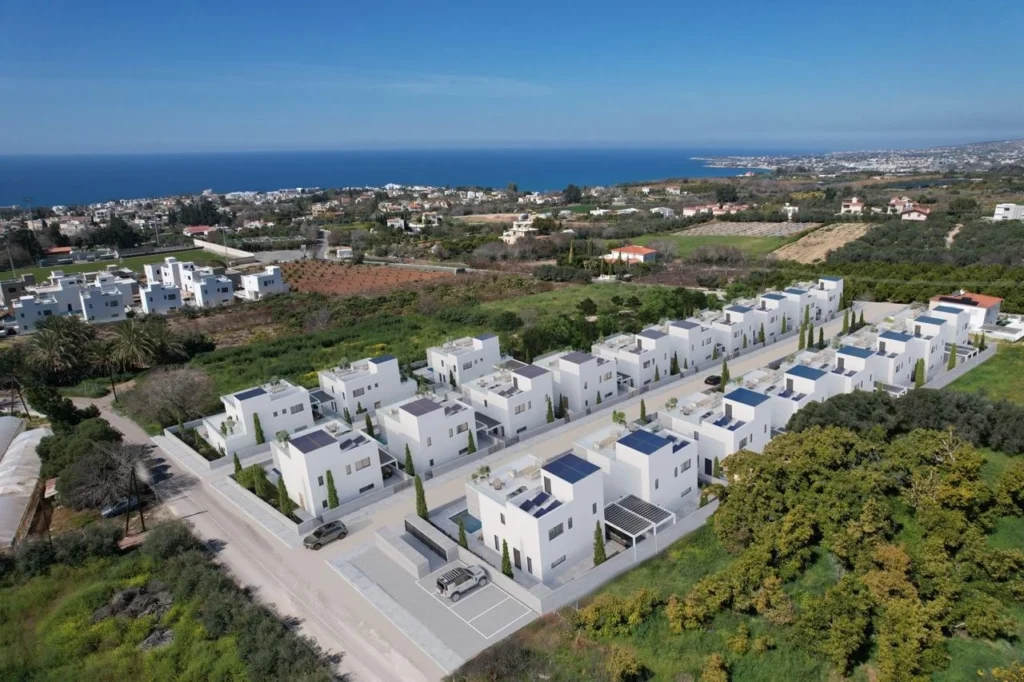 3 Bedroom House for Sale in Kissonerga, Paphos District