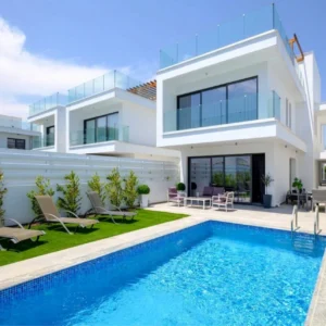 5 Bedroom House for Sale in Dhekelia, Larnaca District