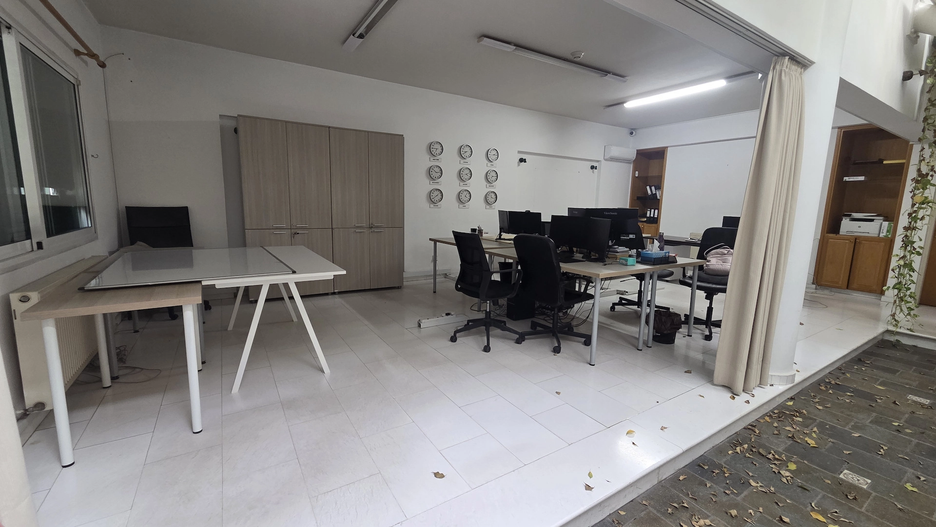 402m² Office for Rent in Limassol District
