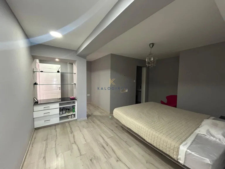 5 Bedroom House for Sale in Vergina, Larnaca District