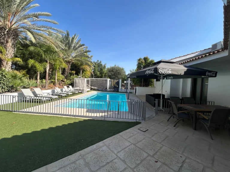 5 Bedroom House for Sale in Vergina, Larnaca District