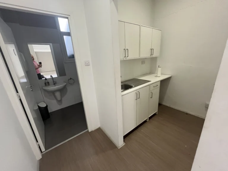 600m² Commercial for Rent in Limassol