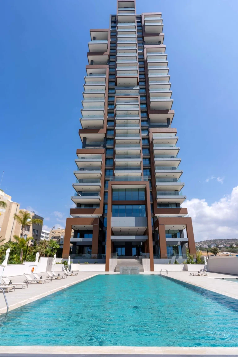 4 Bedroom Apartment for Sale in Agios Tychonas, Limassol District